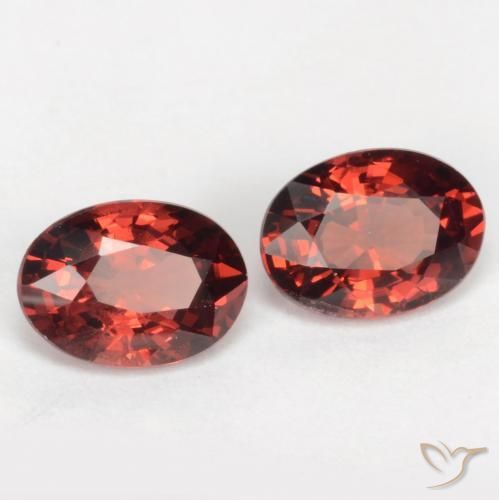 2.07 ct natürliche tiefrot Pyrop-Granat-Edelsteine, Oval, VS