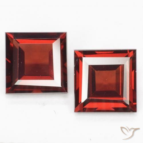 4.13ctw Natürlicher Mittelrot Pyrop-Granat, Quadrat, VVS-VS