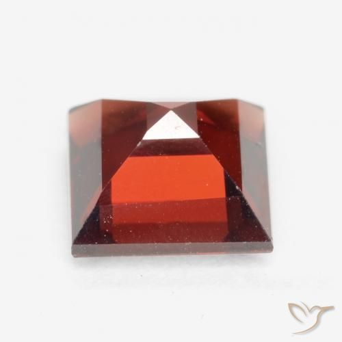 9,17 ctw natürlicher Tiefes Blutrot Pyrop-Granat, Quadrat, VVS-VS