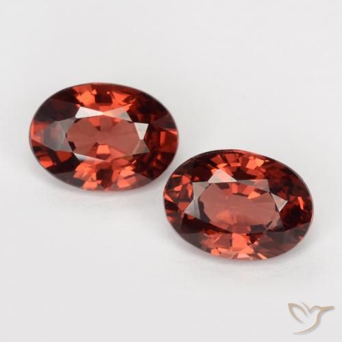 1.95ctw Natürlicher tiefrot Pyrop-Granat, Oval, VVS-VS