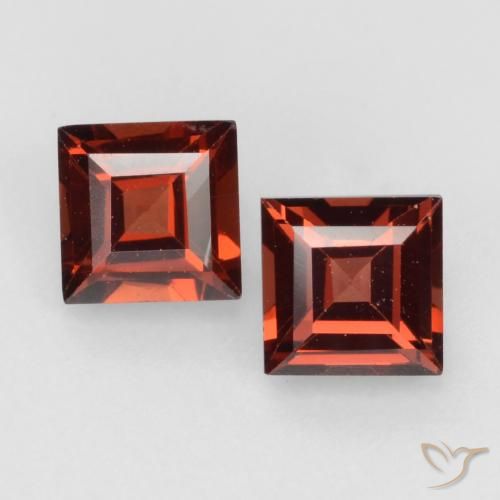 0.94ctw Natürlicher tiefrot Pyrop-Granat, Quadrat, VVS-VS
