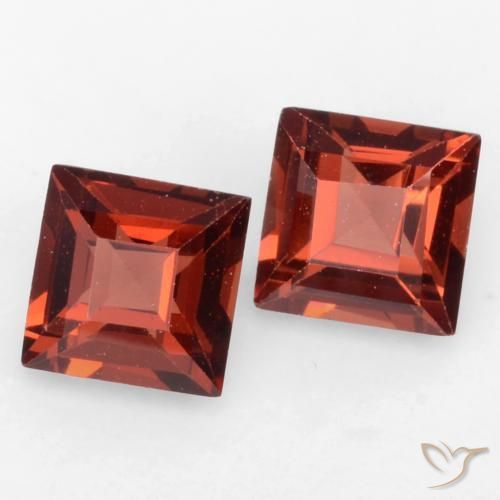 0.89 ct natürliche Sangria Rot Pyrop-Granat-Edelsteine, Quadrat, VVS-VS