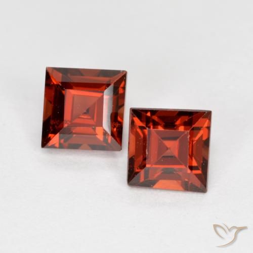 1.09ctw Natürlicher Mittelrot Pyrop-Granat, Quadrat, VS