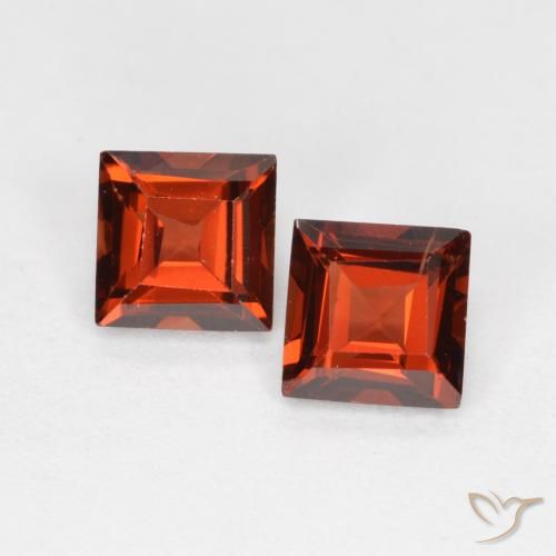 0.90ctw Natürlicher Hellrot Pyrop-Granat, Quadrat, VS