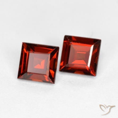 0.93 ct natürliche Sangria Rot Pyrop-Granat-Edelsteine, Quadrat, VS