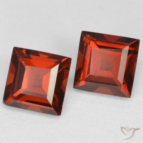 0.91 ct natürliche Sangria Rot Pyrop-Granat-Edelsteine, Quadrat, VS