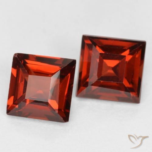 0.89 ct natürliche Sangria Rot Pyrop-Granat-Edelsteine, Quadrat, VS