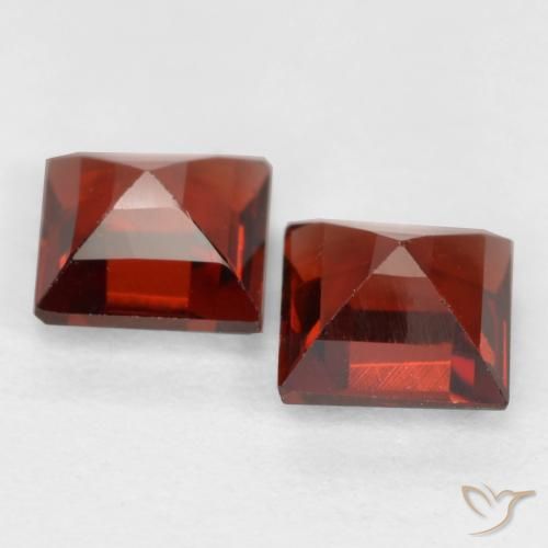 0.89 ct natürliche Sangria Rot Pyrop-Granat-Edelsteine, Quadrat, VS