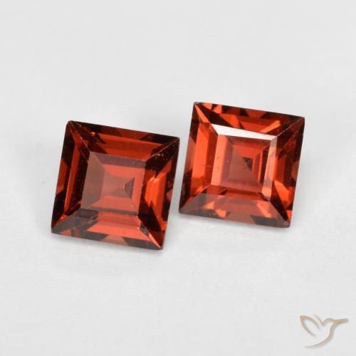 0.99ctw Natürlicher Mittelrot Pyrop-Granat, Quadrat, VS