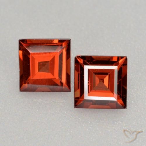 0.88ctw Natürlicher Mittelrot Pyrop-Granat, Quadrat, VS