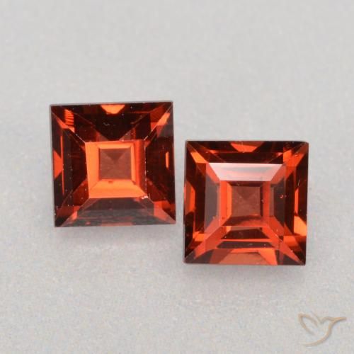 0.97ctw Natürlicher Hellrot Pyrop-Granat, Quadrat, VS