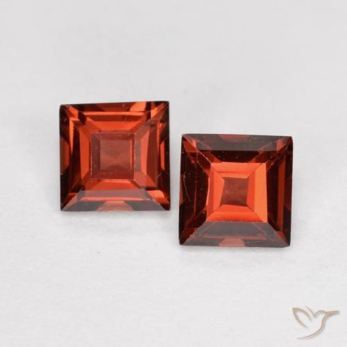 0.90ctw Natürlicher Mittelrot Pyrop-Granat, Quadrat, VS