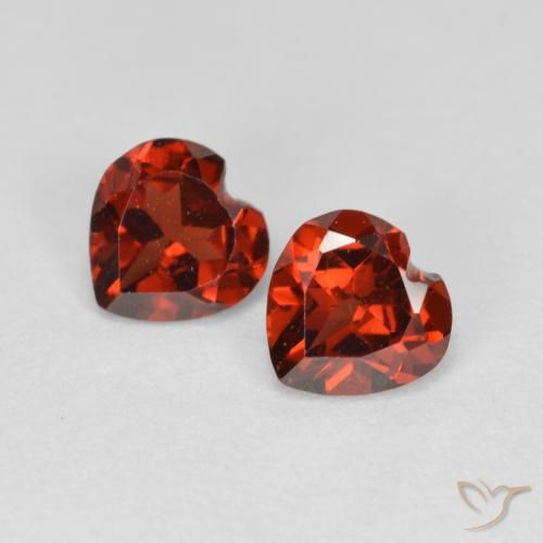 1.19ctw Natürlicher Mittelrot Pyrop-Granat, Herz, VS