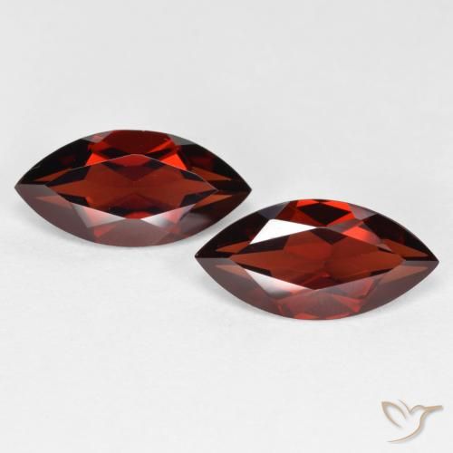 3.97ctw Natürlicher Mittelrot Pyrop-Granat, Marquise, VVS