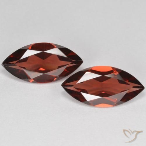 3.81ctw Natürlicher Mittelrot Pyrop-Granat, Marquise, VVS