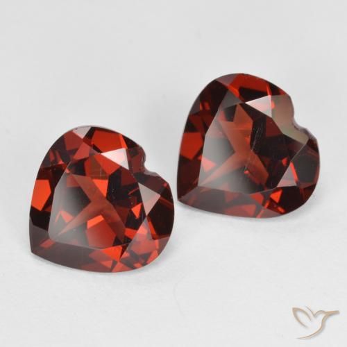 3.51 ct natürliche Tiefes Blutrot Pyrop-Granat-Edelsteine, Herz, VVS-VS
