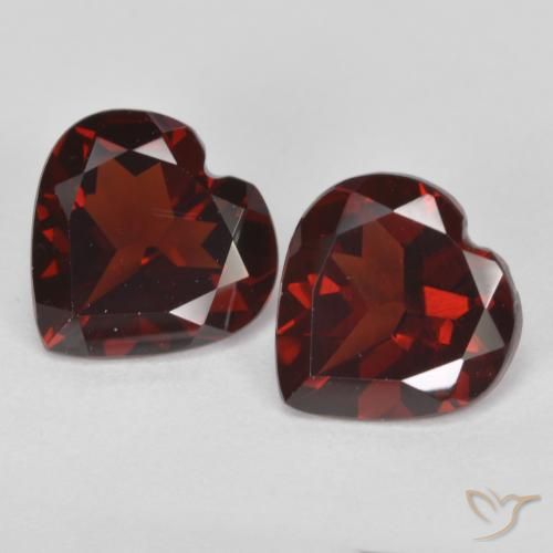 3.55ctw Natürlicher dunkelrot Pyrop-Granat, Herz, VS