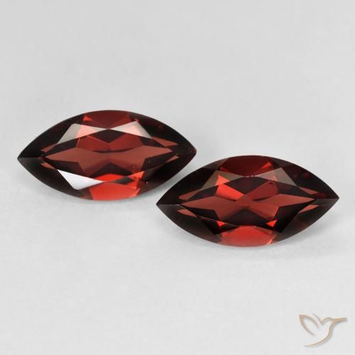 4.37ctw Natürlicher Mittelrot Pyrop-Granat, Marquise, VVS-VS