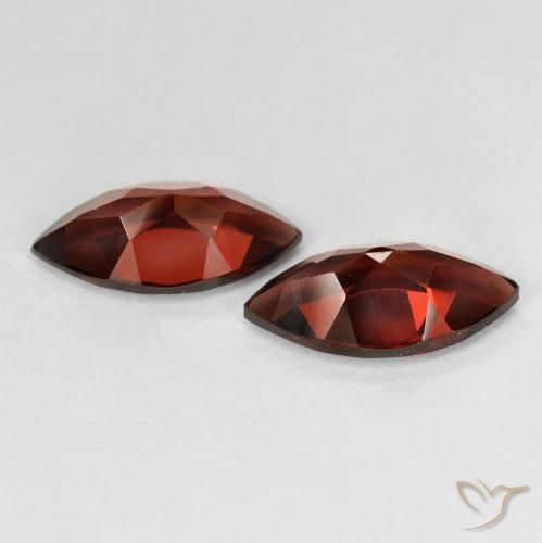 4.37 ct natürliche Mittelrot Pyrop-Granat-Edelsteine, Marquise, VVS-VS