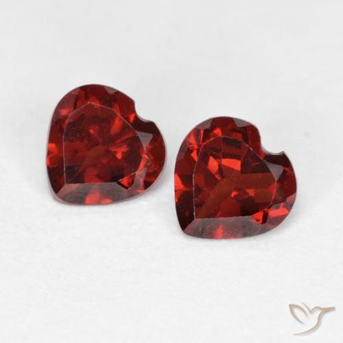 0.95ctw Natürlicher Mittelrot Pyrop-Granat, Herz, VVS-VS