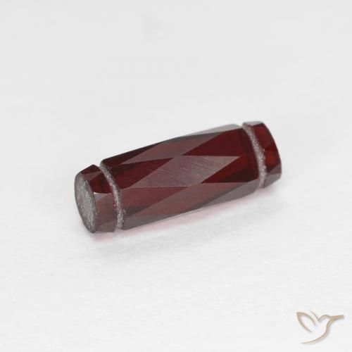 1.36ct Natürlicher Sangria Rot Pyrop-Granat, Fantasie, VS