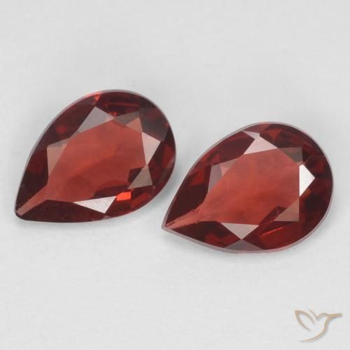 1.18ctw Natürlicher Tiefes Blutrot Pyrop-Granat, Birnenform, VVS-VS
