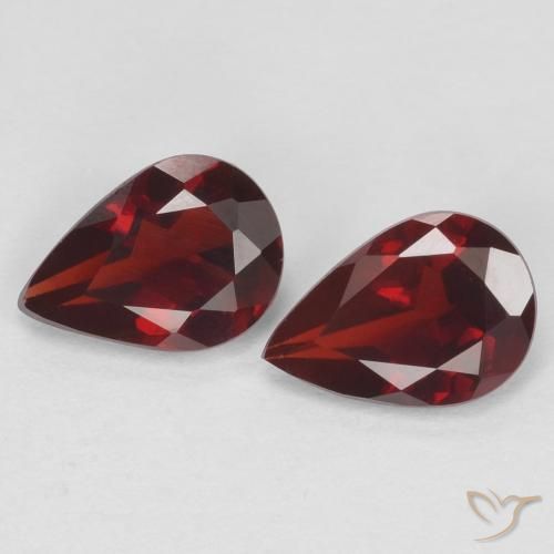 1.23ctw Natürlicher dunkelrot Pyrop-Granat, Birnenform, VVS-VS