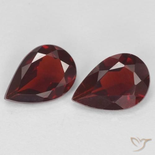 1.22ctw Natürlicher dunkelrot Pyrop-Granat, Birnenform, VVS-VS