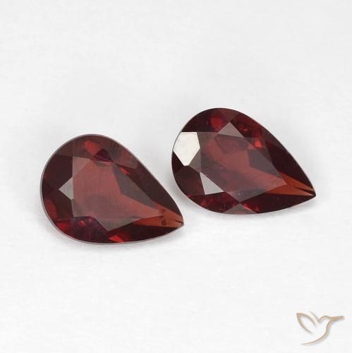 1.34 ct natürliche dunkelrot Pyrop-Granat-Edelsteine, Birnenform, VS