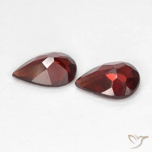 1.34 ct natürliche dunkelrot Pyrop-Granat-Edelsteine, Birnenform, VS