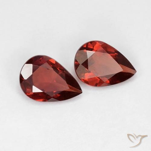 1.32 ct natürliche tiefrot Pyrop-Granat-Edelsteine, Birnenform, VVS-VS