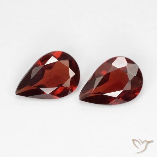 1.25ctw Natürlicher dunkelrot Pyrop-Granat, Birnenform, VS