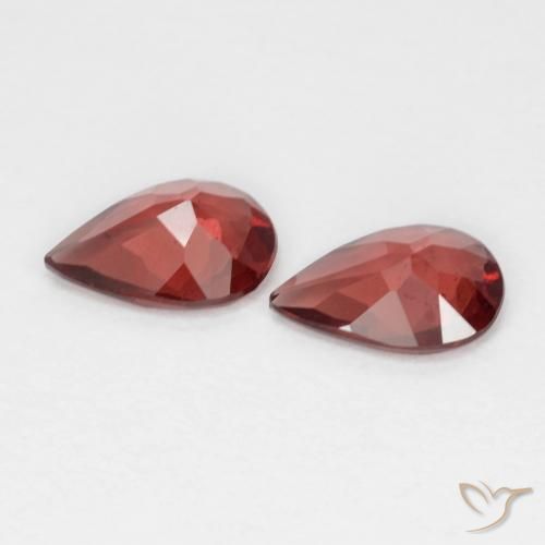1.20 ct natürliche dunkelrot Pyrop-Granat-Edelsteine, Birnenform, VS