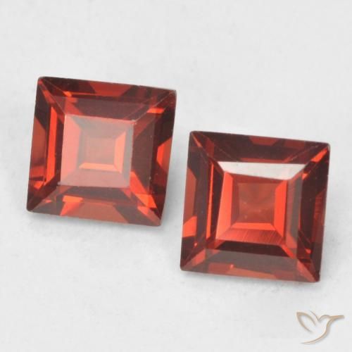 0.90 ct natürliche Mittelrot Pyrop-Granat-Edelsteine, Quadrat, VVS-VS