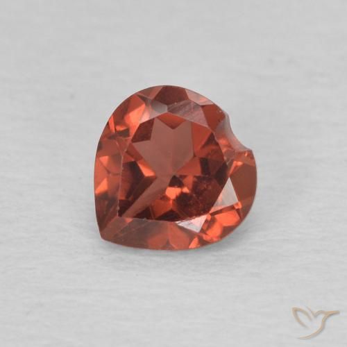 0.60ct Natürlicher Johannisbeere Rot Pyrop-Granat, Herz, VVS-VS