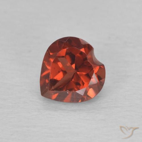 0.65ct Natürlicher Johannisbeere Rot Pyrop-Granat, Herz, VVS-VS
