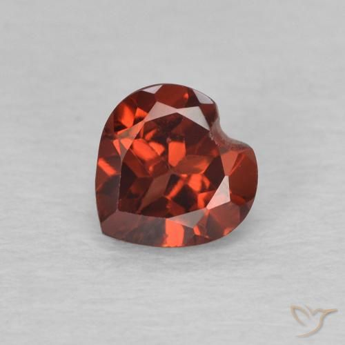0.64ct Natürlicher Hellrot Pyrop-Granat, Herz, VVS-VS