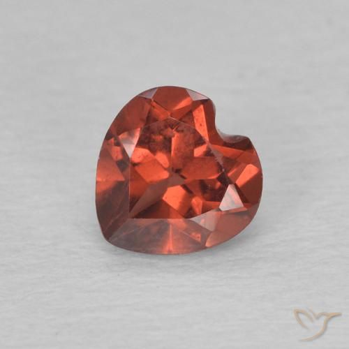 0.59ct Natürlicher Johannisbeere Rot Pyrop-Granat, Herz, VVS-VS