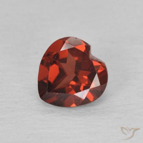 0.69ct Natürlicher Johannisbeere Rot Pyrop-Granat, Herz, VVS-VS