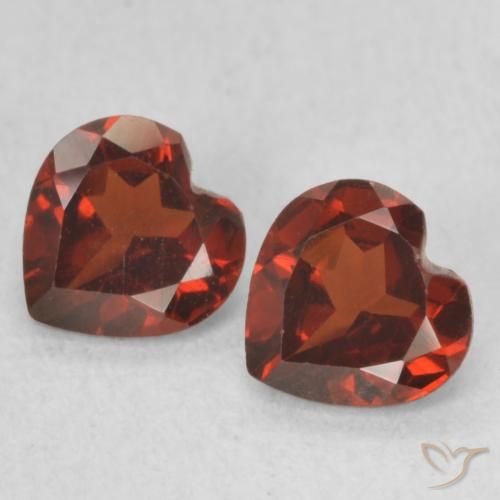 1.15ctw Natürlicher Mittelrot Pyrop-Granat, Herz, VVS-VS