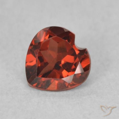 0.60ct Natürlicher Tiefes Scharlachrot Pyrop-Granat, Herz, VVS