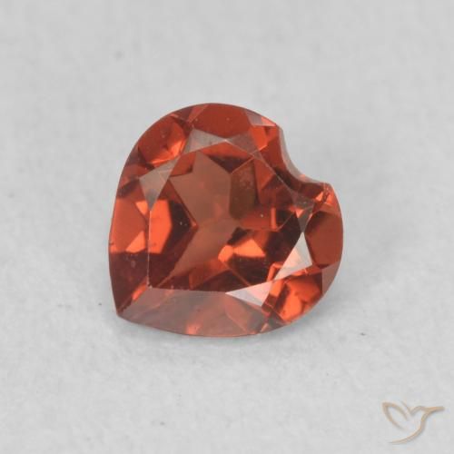 0.57ct Natürlicher Scharlachrot Pyrop-Granat, Herz, VVS