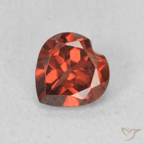 0.66ct Natürlicher Scharlachrot Pyrop-Granat, Herz, VVS