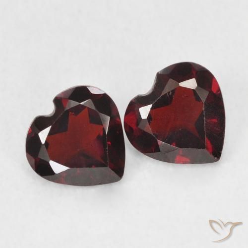 0.97ctw Natürlicher Tiefes Blutrot Pyrop-Granat, Herz, VS