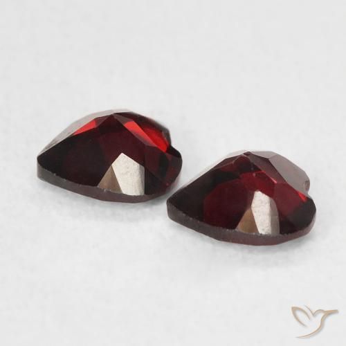 0.97 ct natürliche Tiefes Blutrot Pyrop-Granat-Edelsteine, Herz, VS