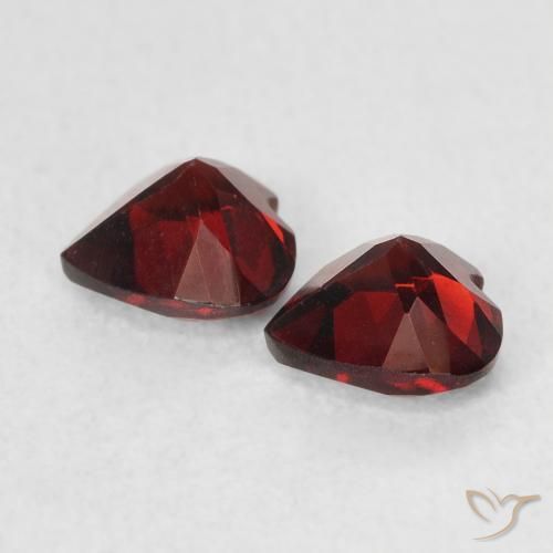 1.08 ct natürliche Mittelrot Pyrop-Granat-Edelsteine, Herz, VS