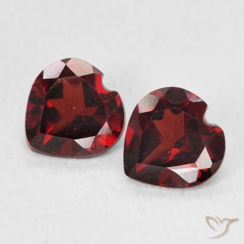 1.15ctw Natürlicher dunkelrot Pyrop-Granat, Herz, VS