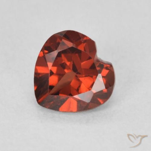 0.64ct Natürlicher Scharlachrot Pyrop-Granat, Herz, VVS-VS