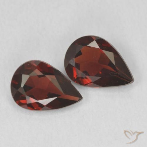 1.35 ct natürliche tiefrot Pyrop-Granat-Edelsteine, Birnenform, VVS-VS