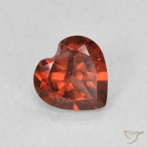 9,17 ctw natürlicher orange-rot Pyrop-Granat, Herz, VS